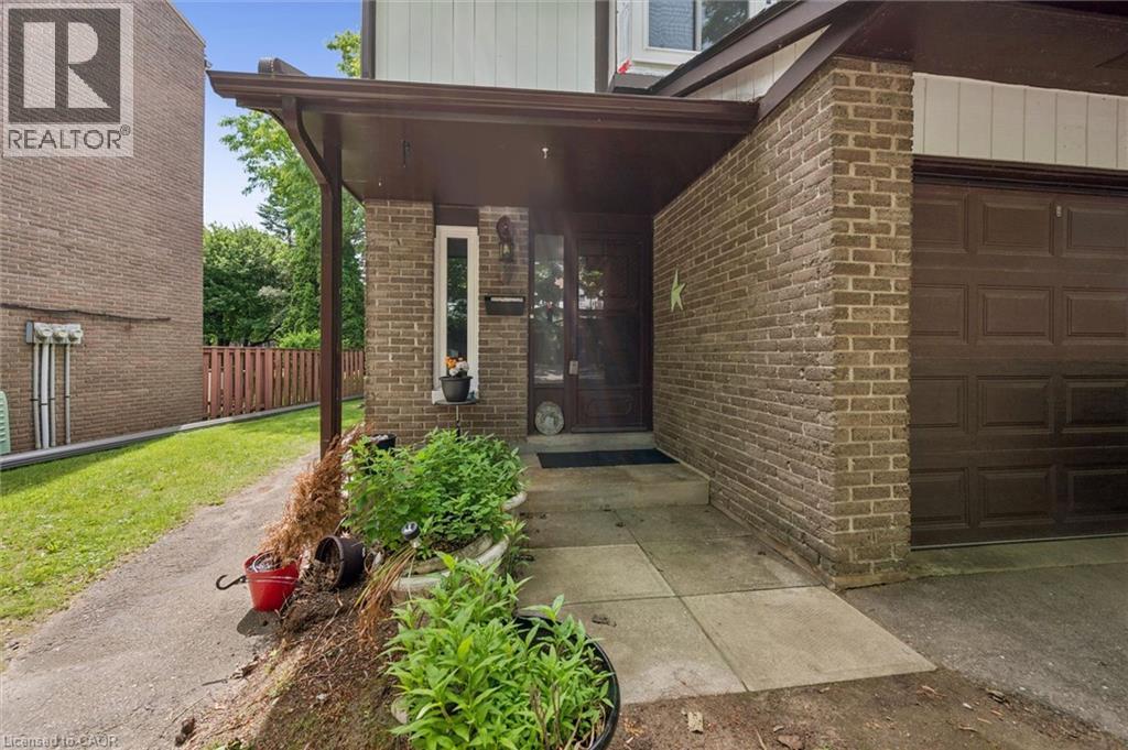 46 CEDARWOODS Crescent Unit# 53
