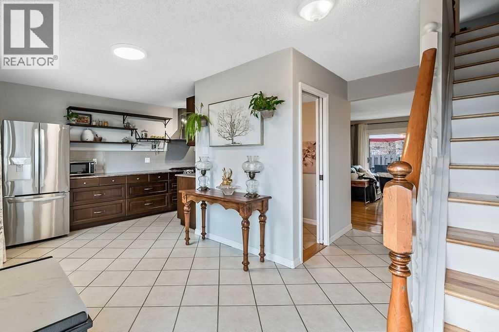 71, 210 86 Avenue SE