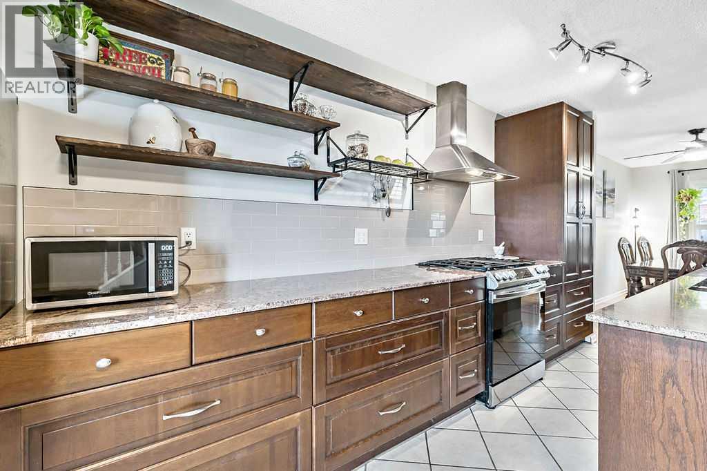 71, 210 86 Avenue SE