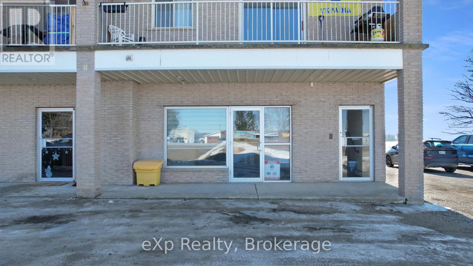 1 - 1583 BRUCE ROAD 4