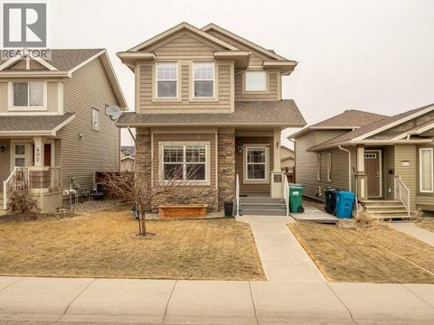 406 Twinriver Road W Lethbridge AB T1J4C8