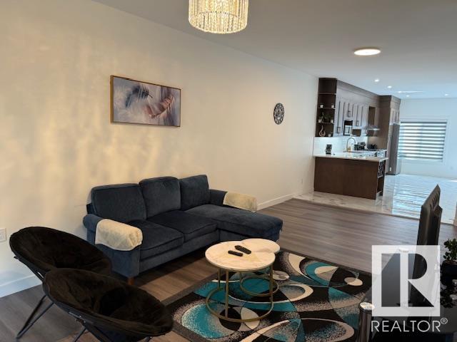 10947 73 AV NW