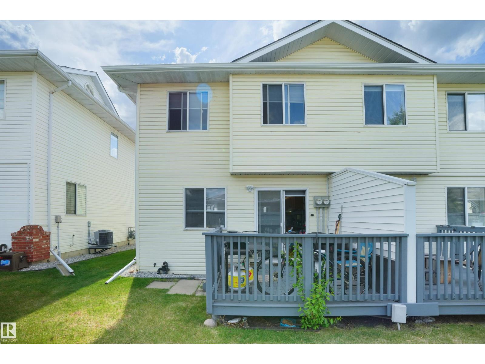 #5 1033 YOUVILLE DR NW