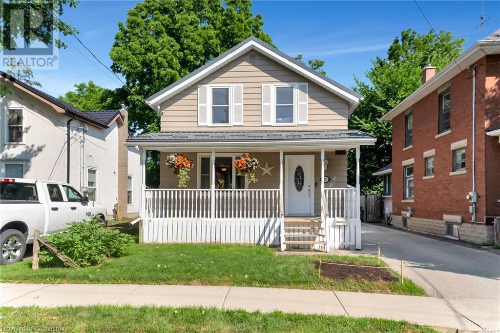 25 FOSTER Avenue
