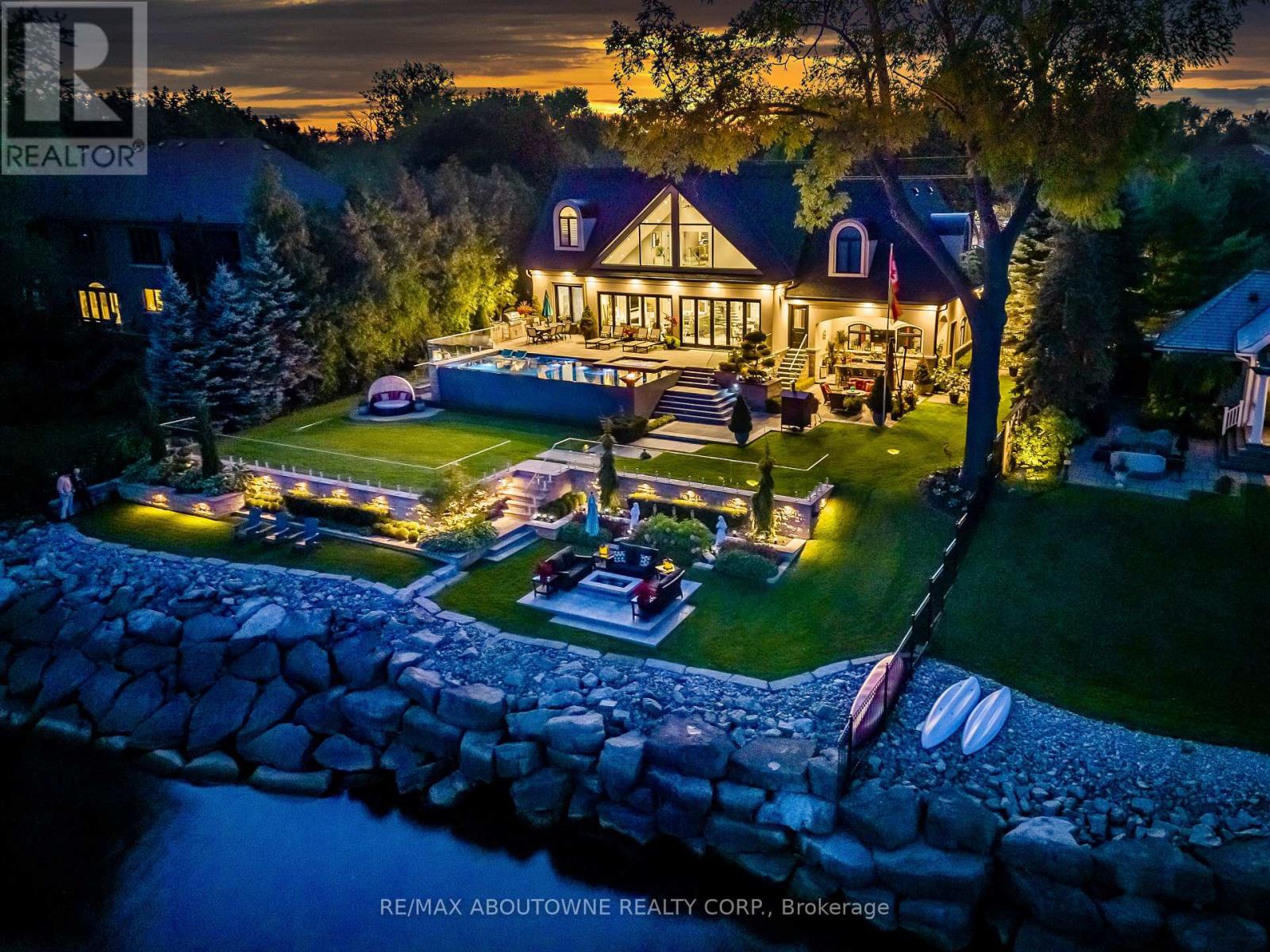 3188 LAKESHORE ROAD