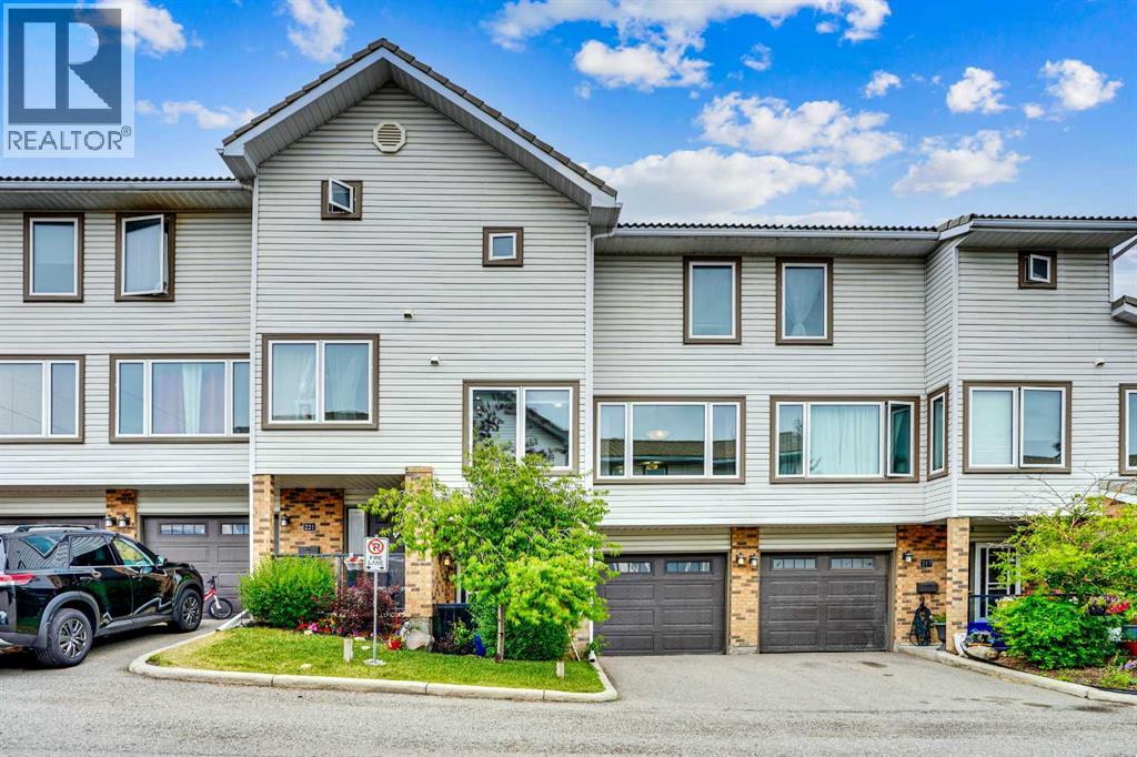 219 Coachway Lane SW