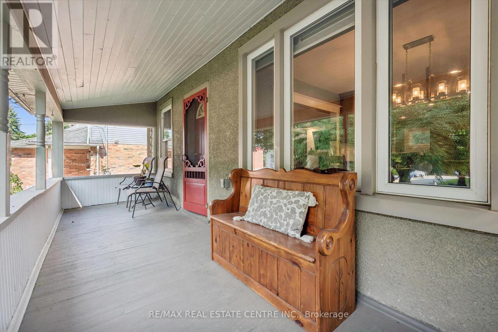 310 KITCHENER ROAD