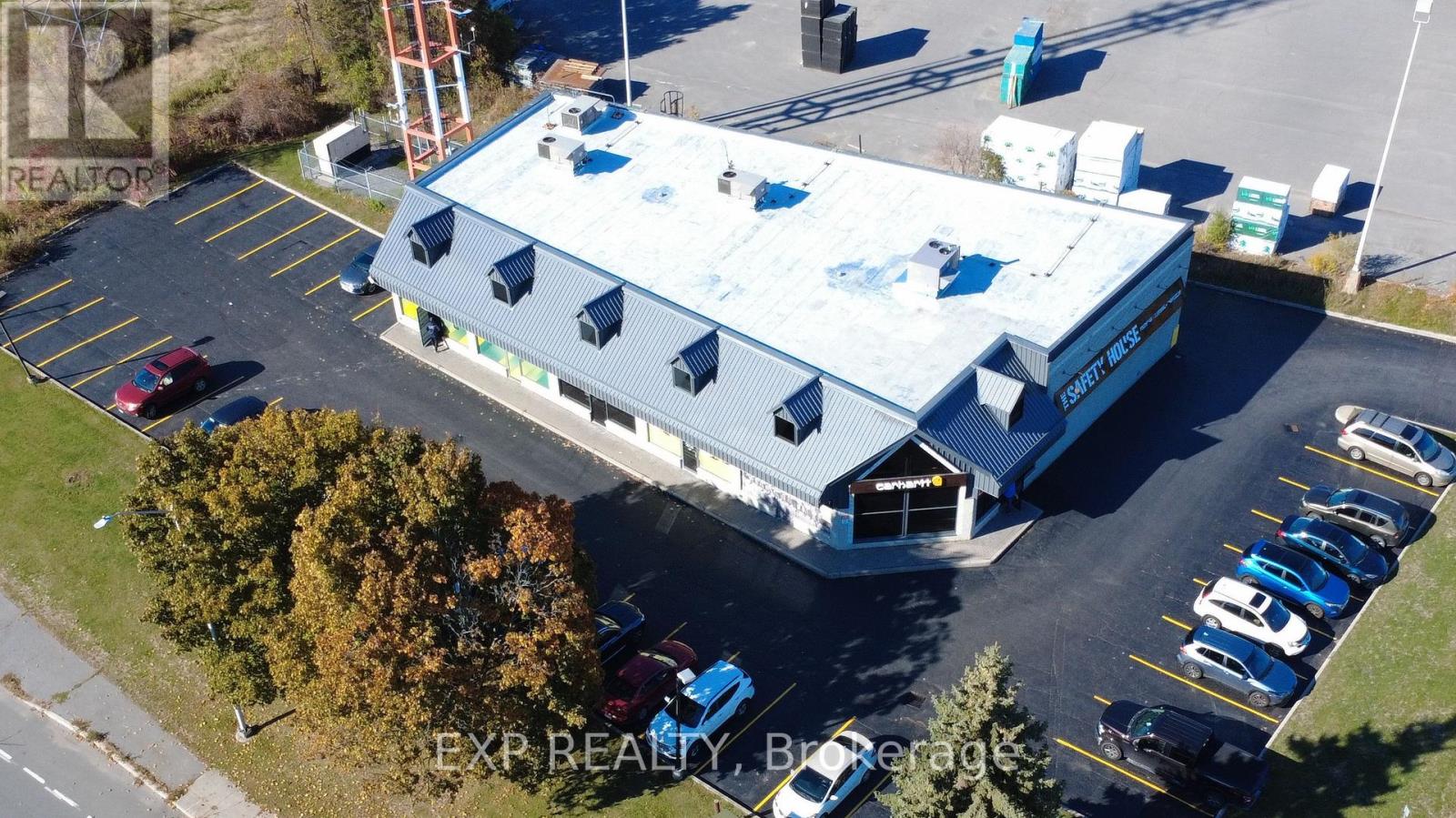 595 WEST HUNT CLUB ROAD