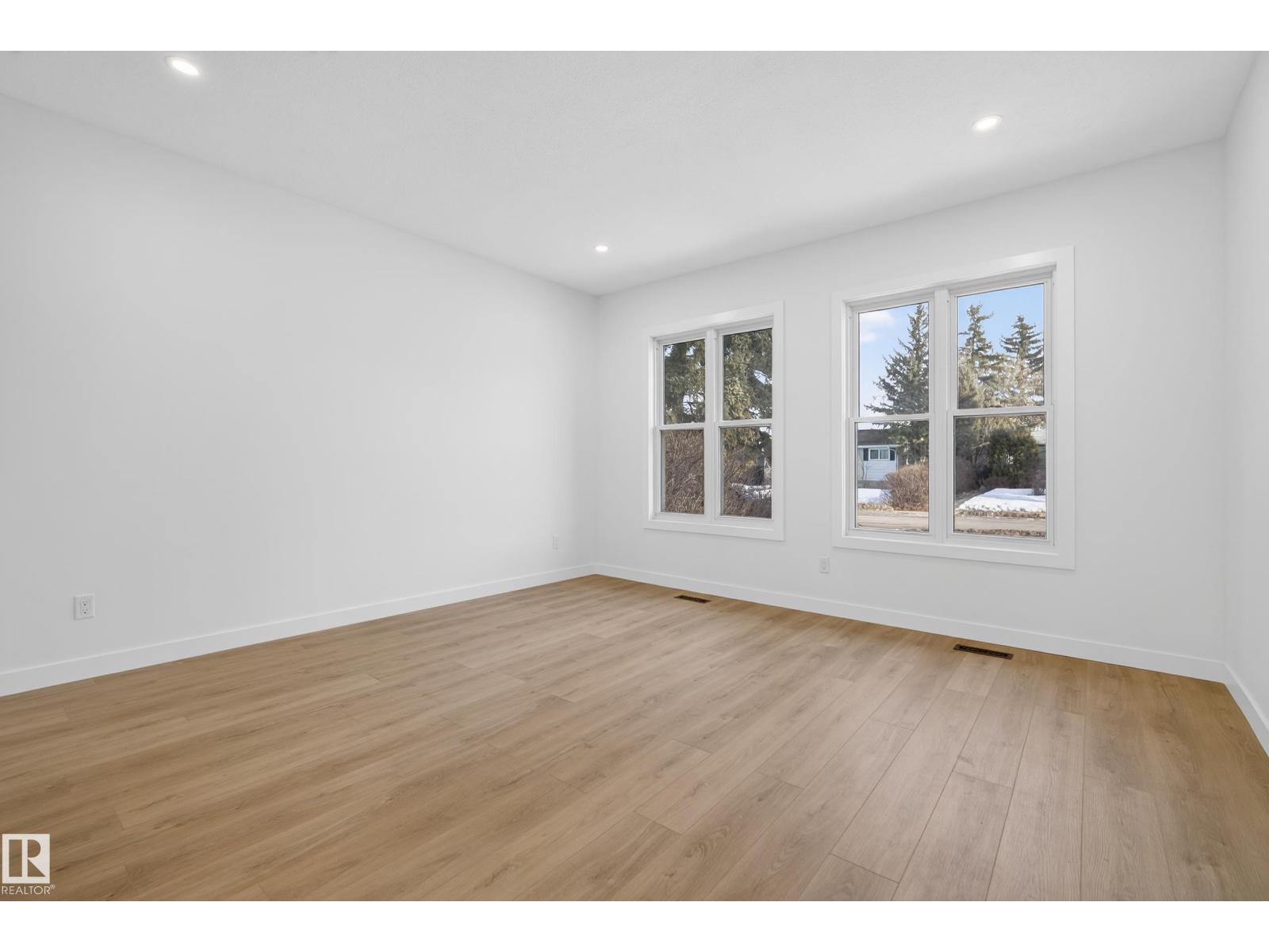 712 KNOTTWOOD RD S NW