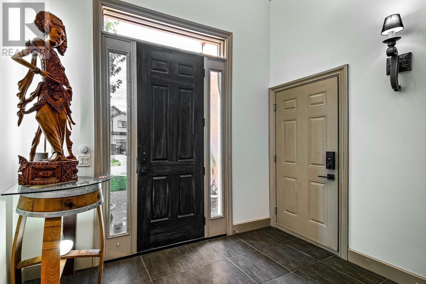 1125 Henderson Drive