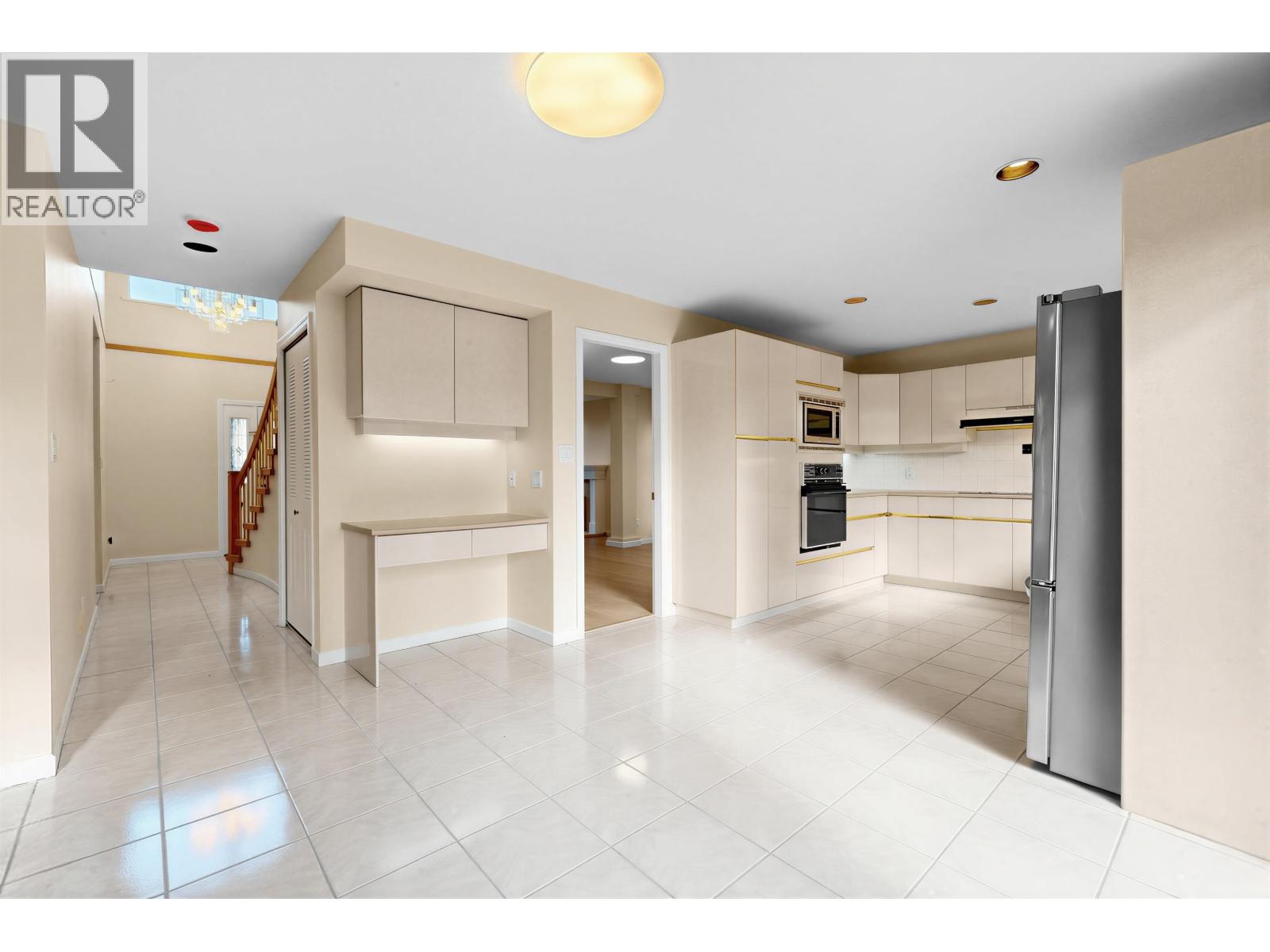 3555 MCKAY DRIVE