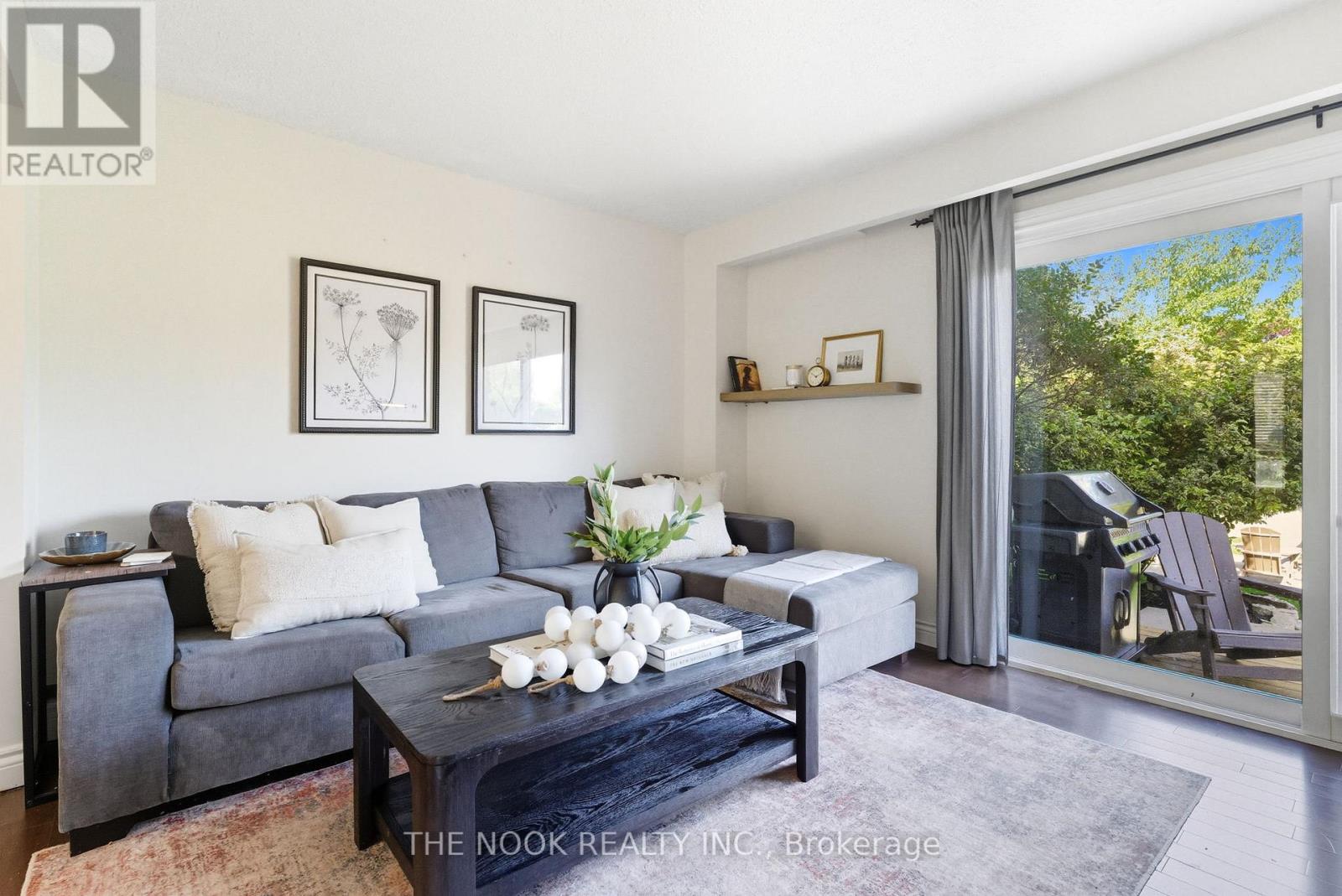 441 CHARRINGTON AVENUE