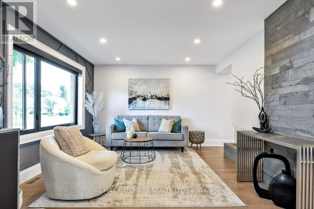 3 AVERDON CRESCENT