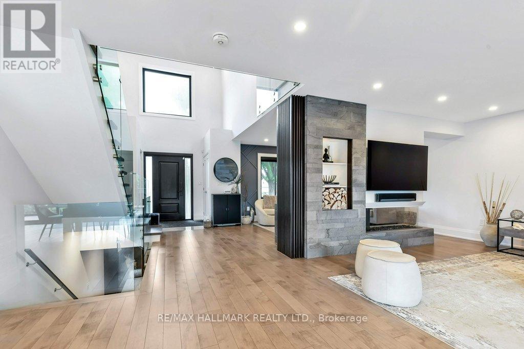 3 AVERDON CRESCENT
