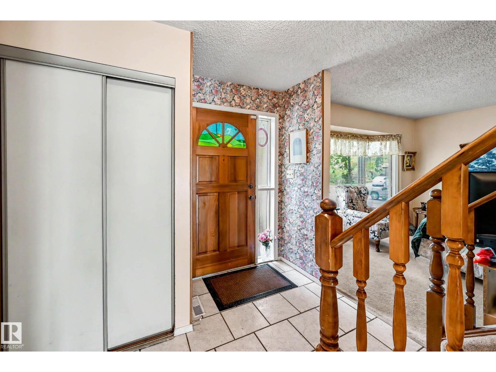 4 WINDERMERE CR