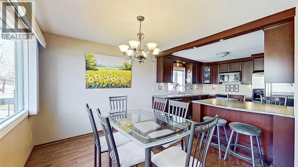 5801/5803 Dalgleish Road NW