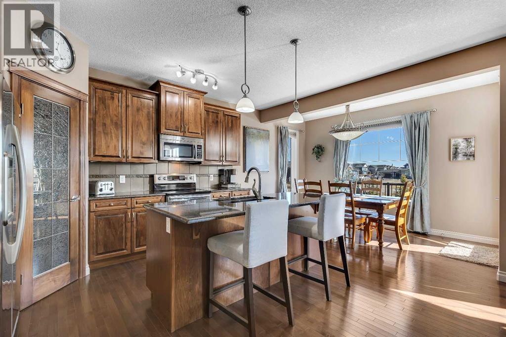 1674 Baywater Street SW