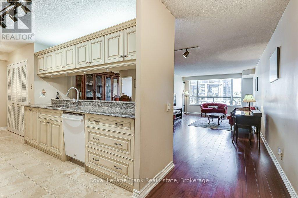 306 - 100 UPPER MADISON AVENUE