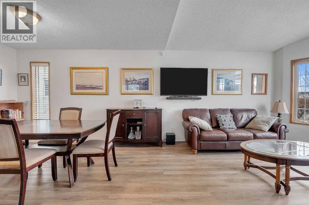 192 Rivercrest Close SE