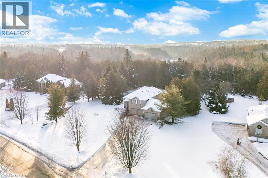 47 BROOKHAVEN Crescent