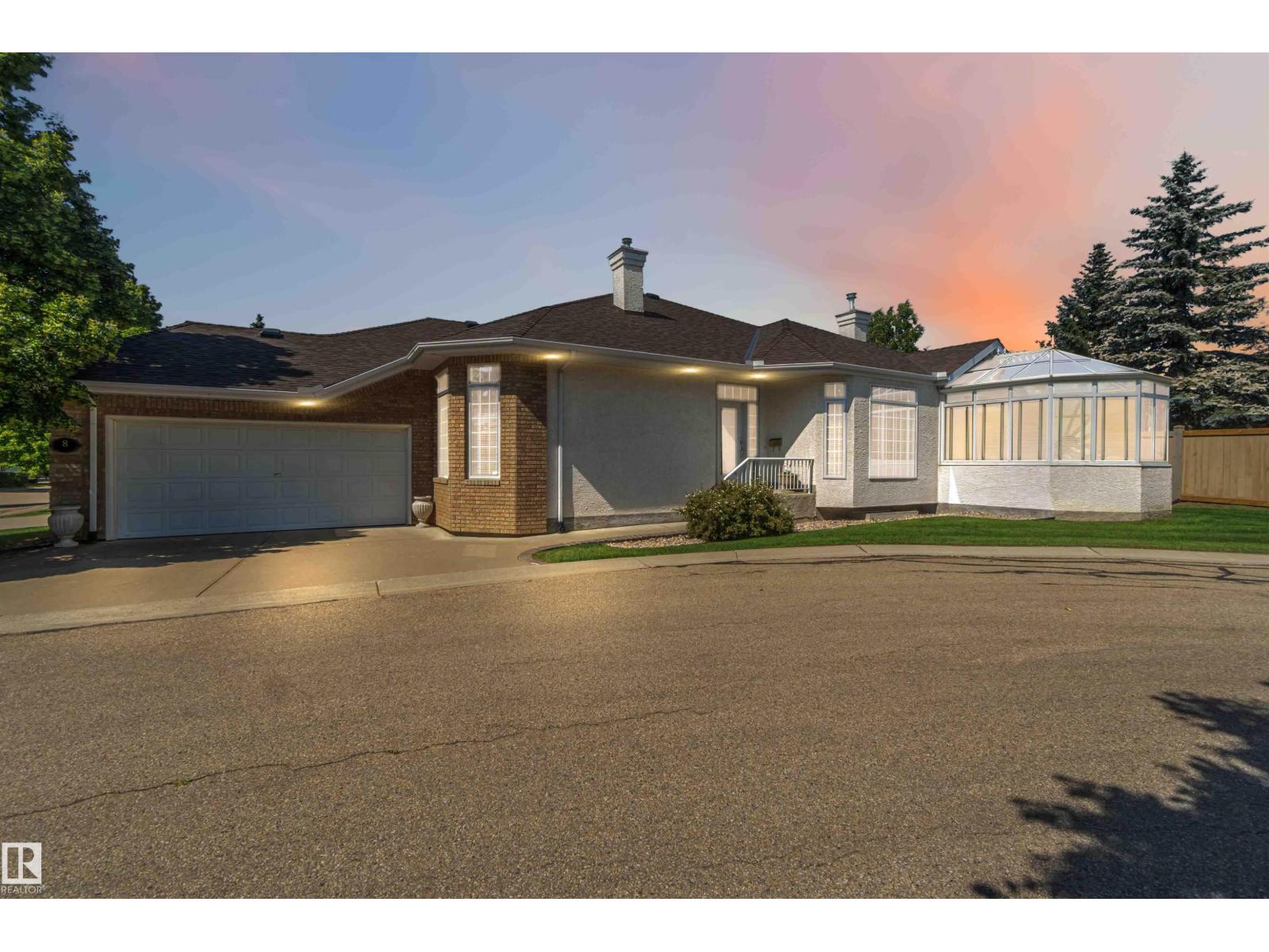 8 BUTTERWORTH PT NW