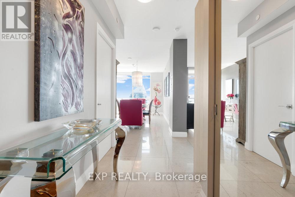 4003 - 36 PARK LAWN ROAD