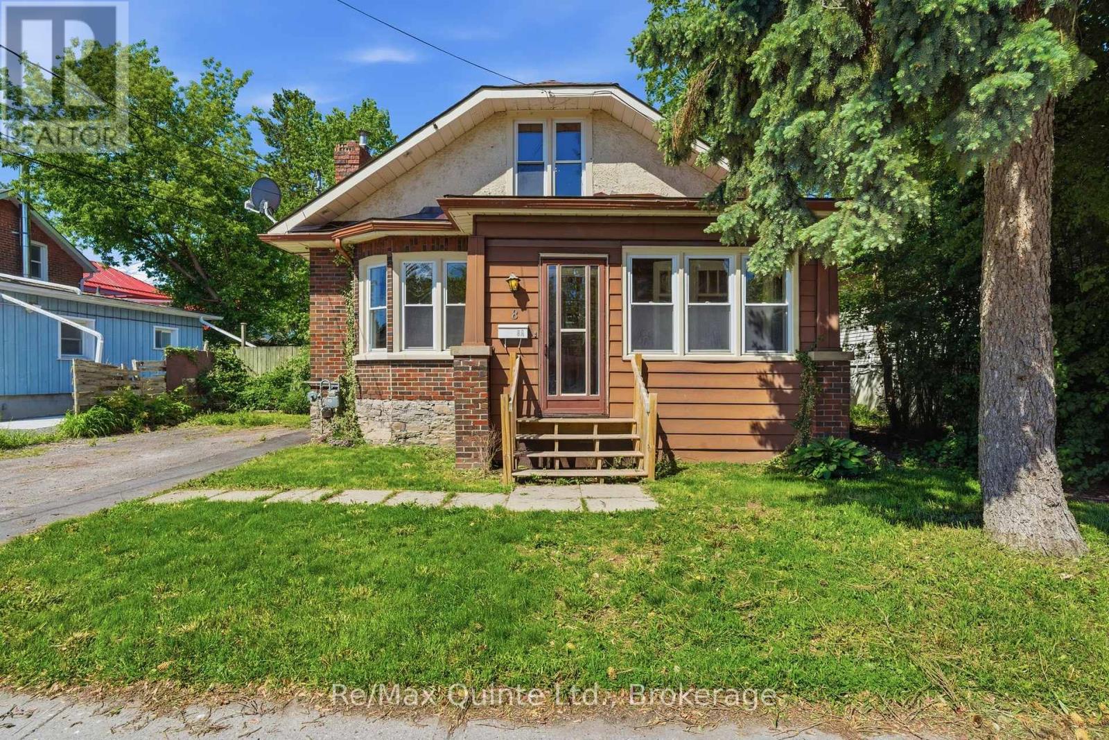 8 DUNBAR STREET