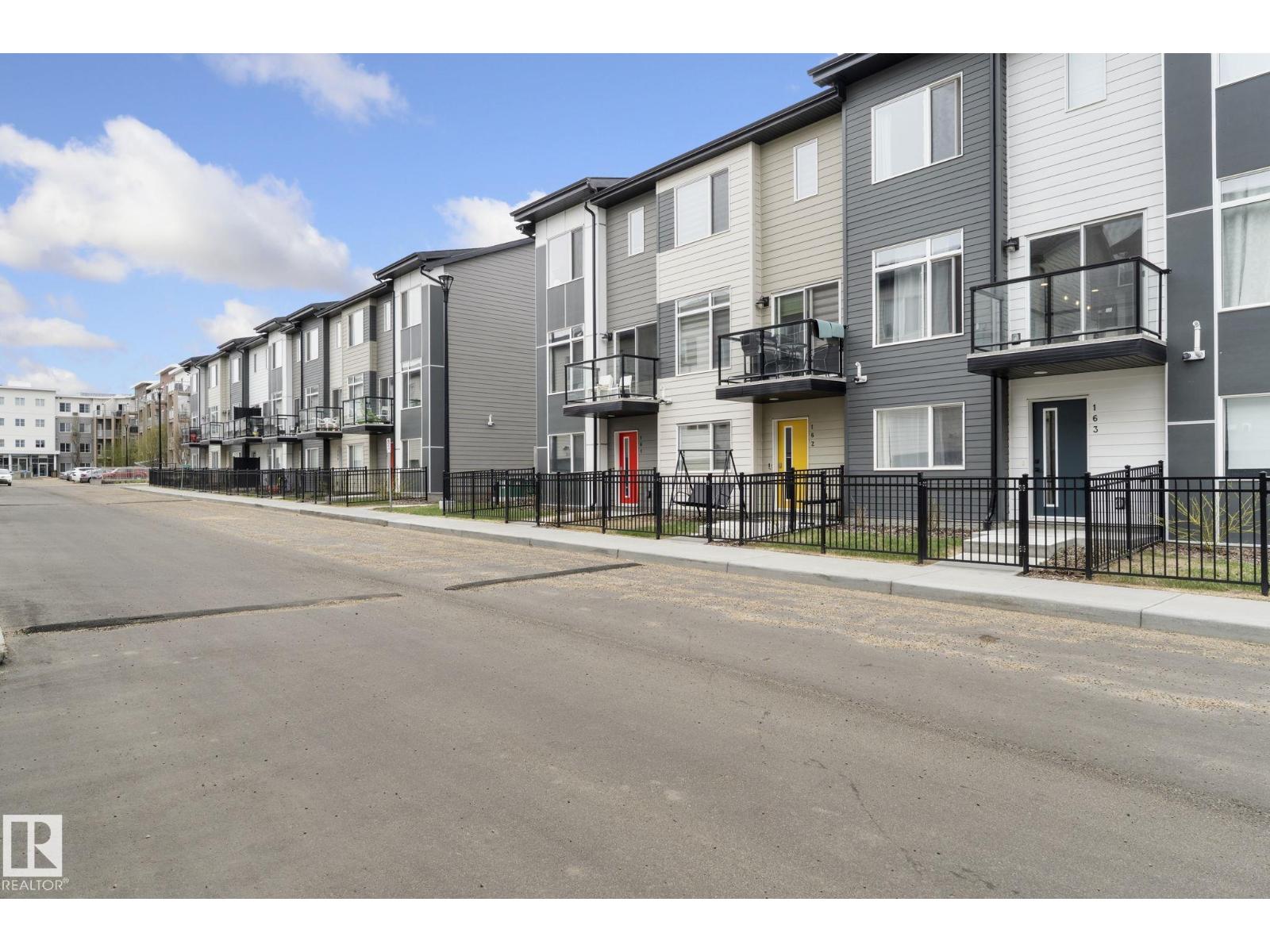 #163 804 WELSH DR SW