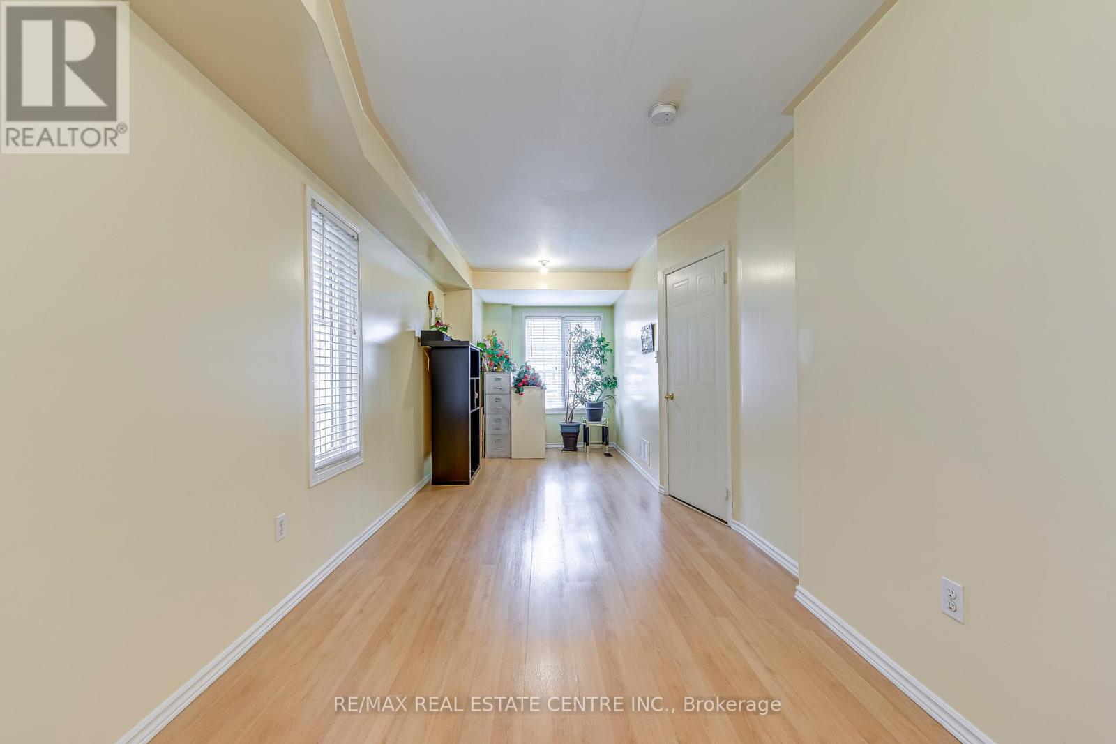 7 WESTON ROAD
