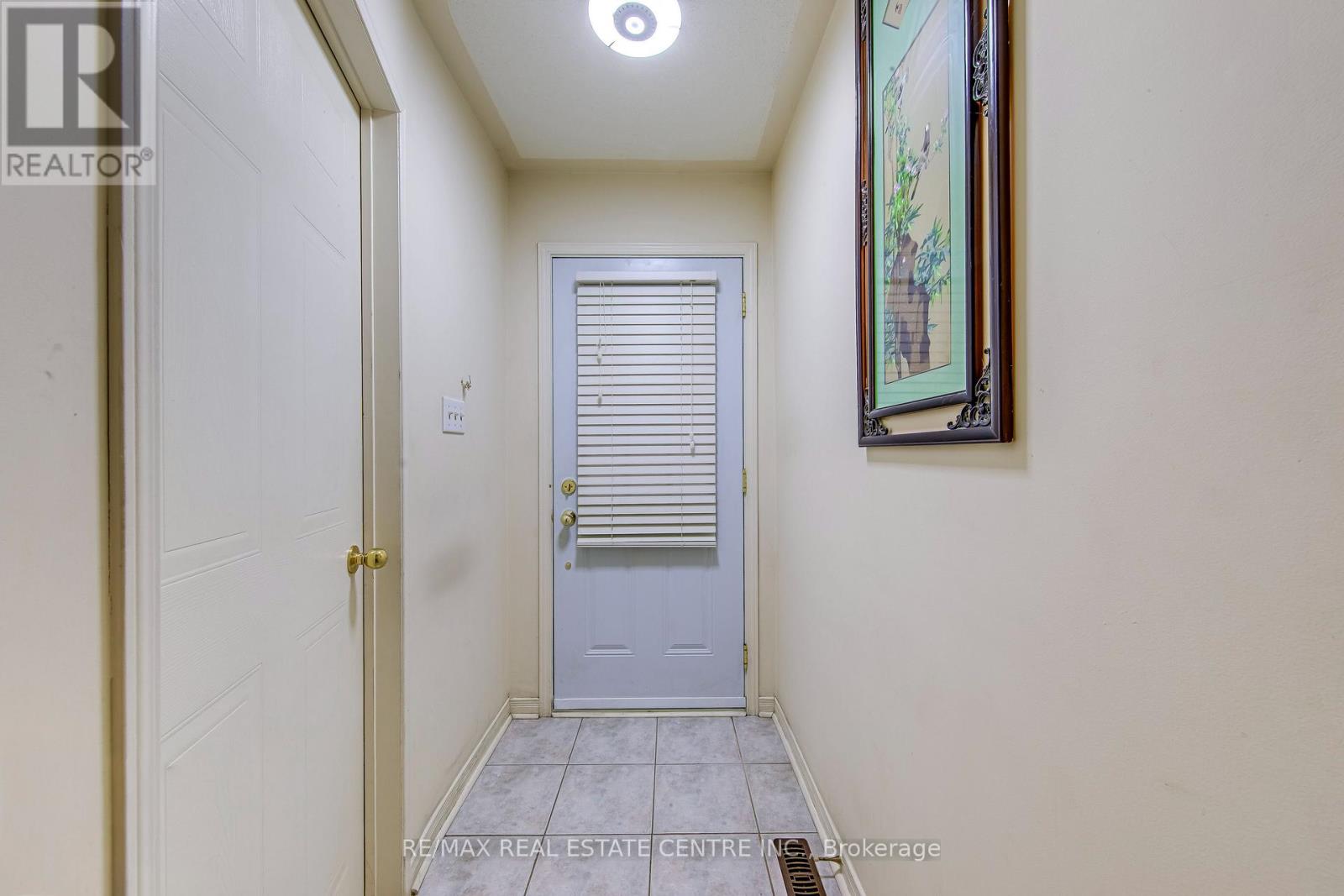 7 WESTON ROAD