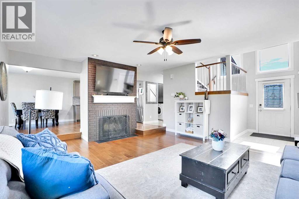 103 Castlebury Way NE