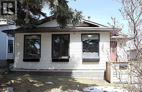 20 Bedwood Hill NE Calgary AB T3K1L9