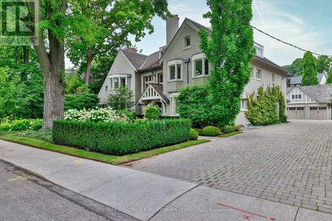30 WHITNEY AVENUE Toronto (Rosedale-Moore Park) ON M4W2A8