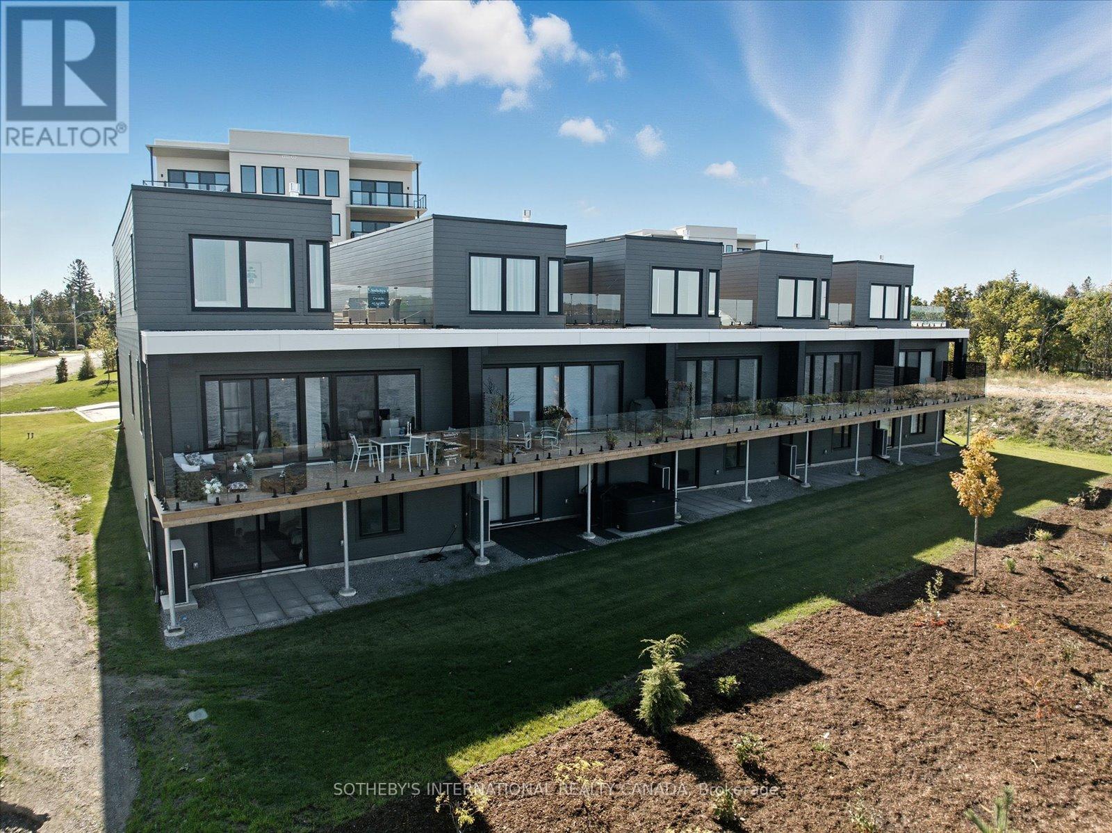 17 - 19B WEST ST N STREET