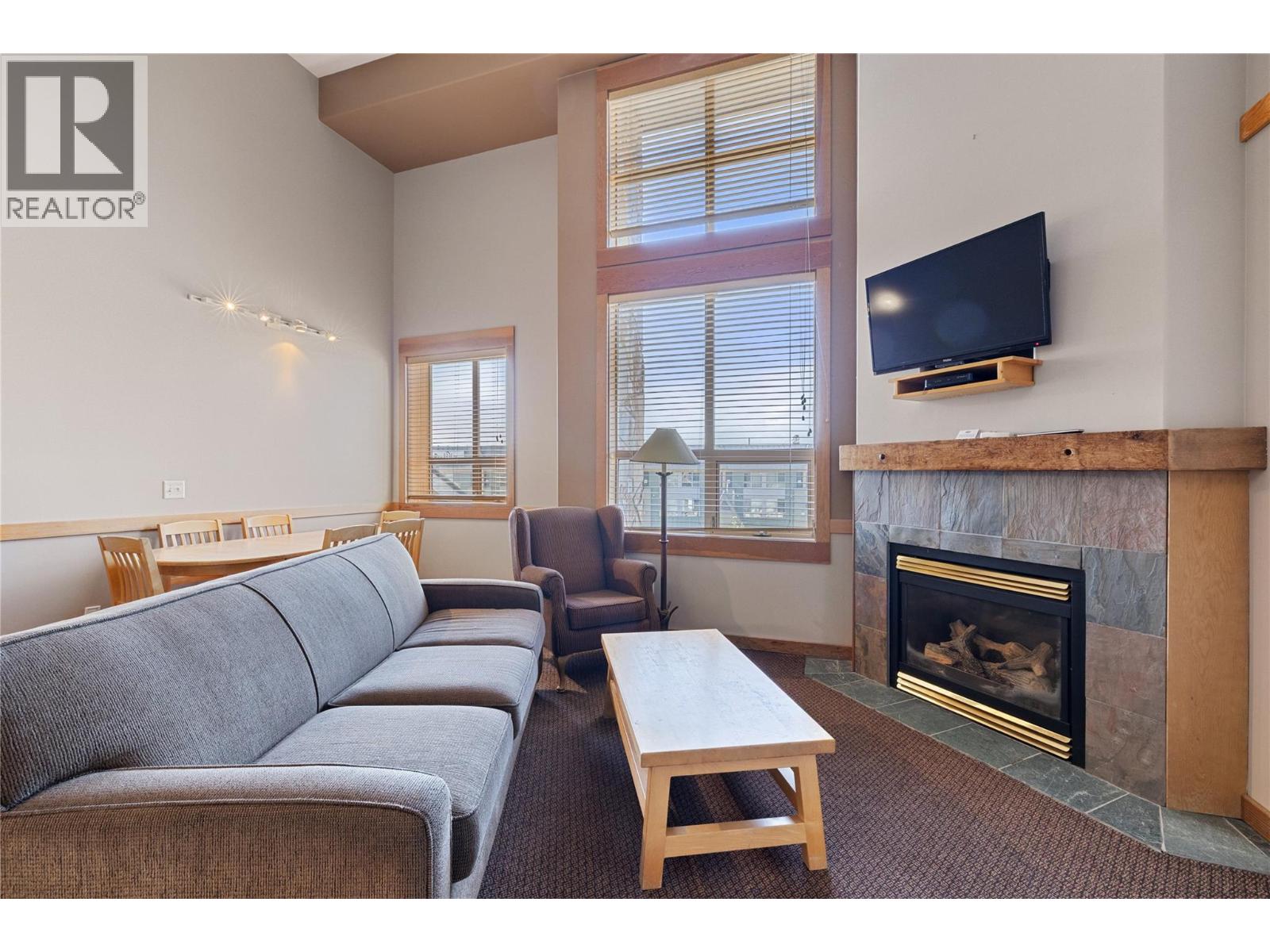 5335 Big White Road Unit# 206