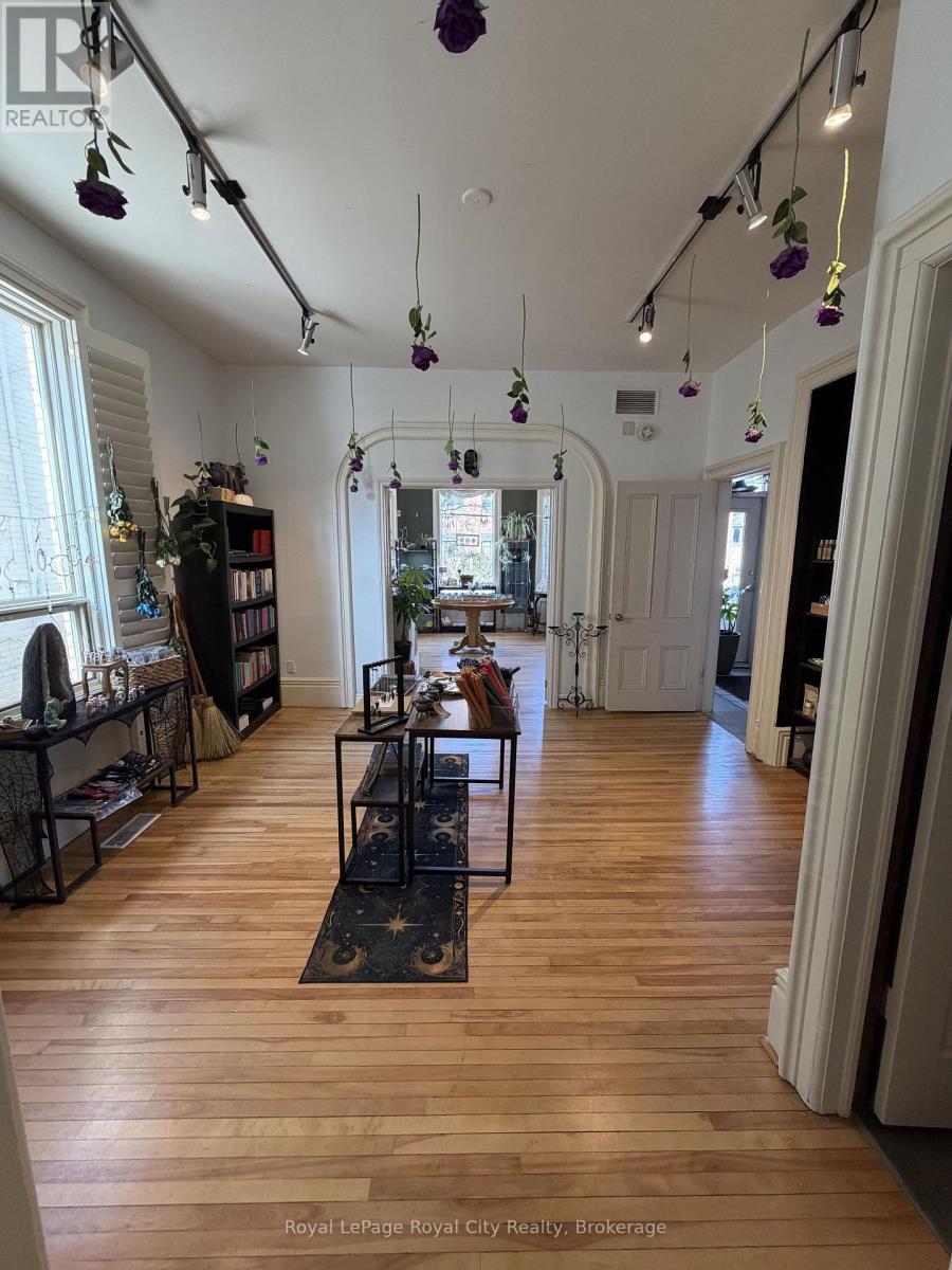 106-108 WOOLWICH STREET