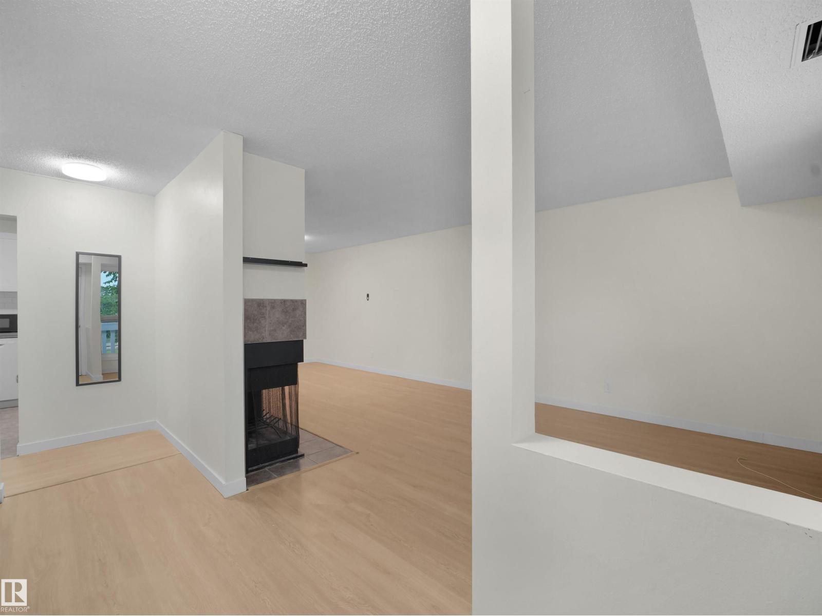#168 2703 79 ST NW