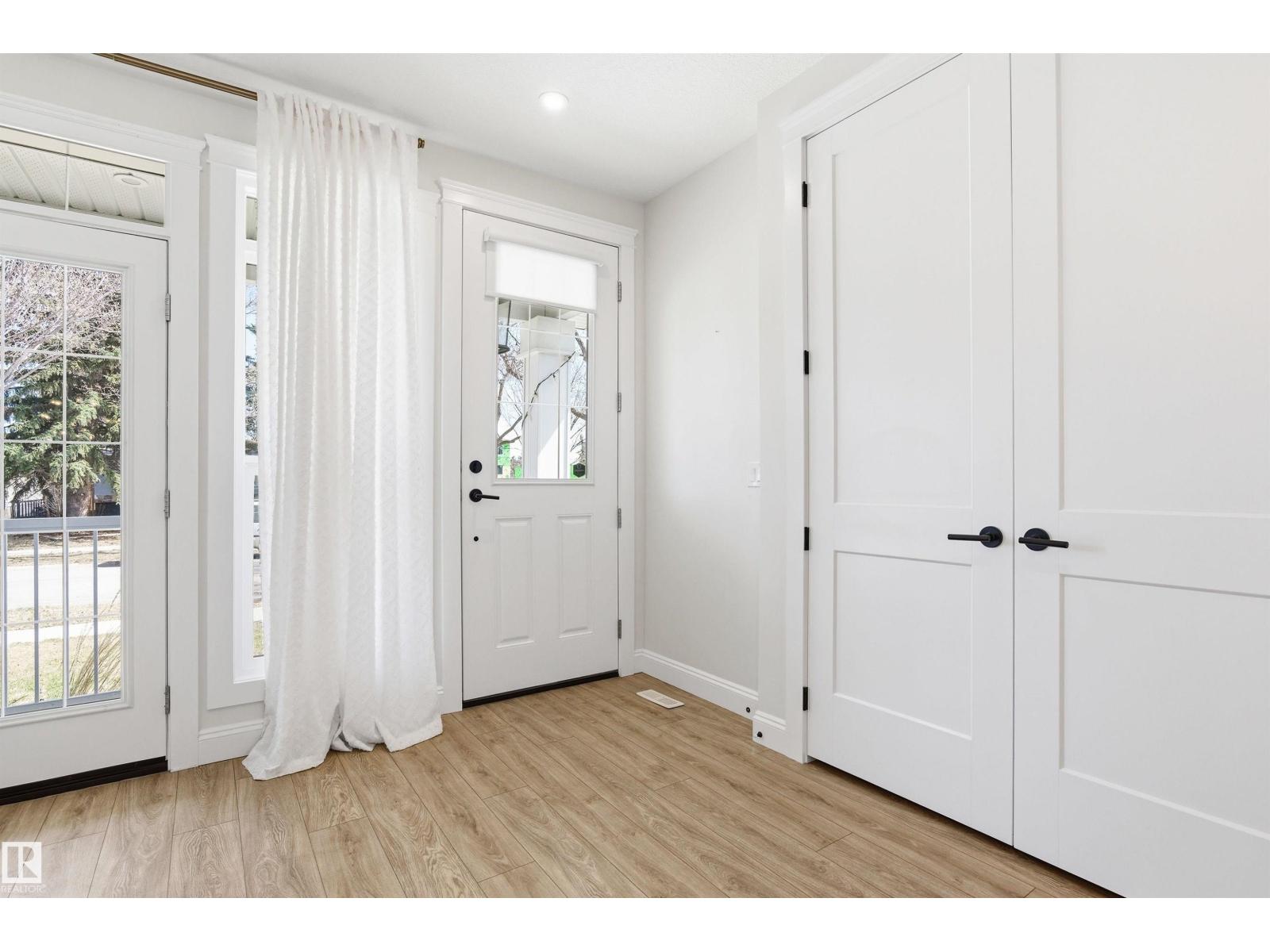 10430 143 ST NW