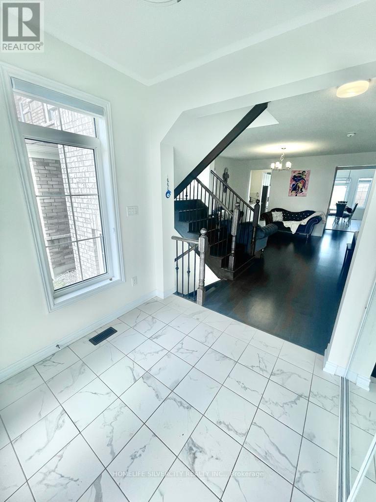 111 OAK AVENUE