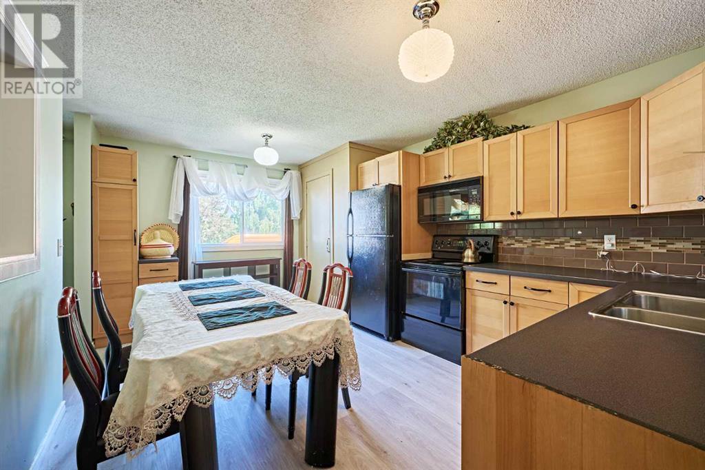 47 Doverglen Crescent SE