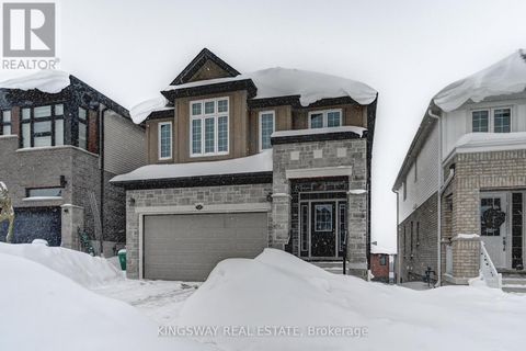 520 NATHALIE CRESCENT Kitchener ON N2E0C9