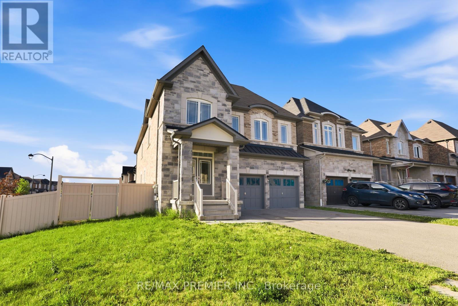 122 MCKENZIE WAY