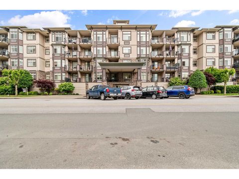 103 45893 CHESTERFIELD AVENUE|Chilliwack Downtown Chilliwack BC V2P1M5