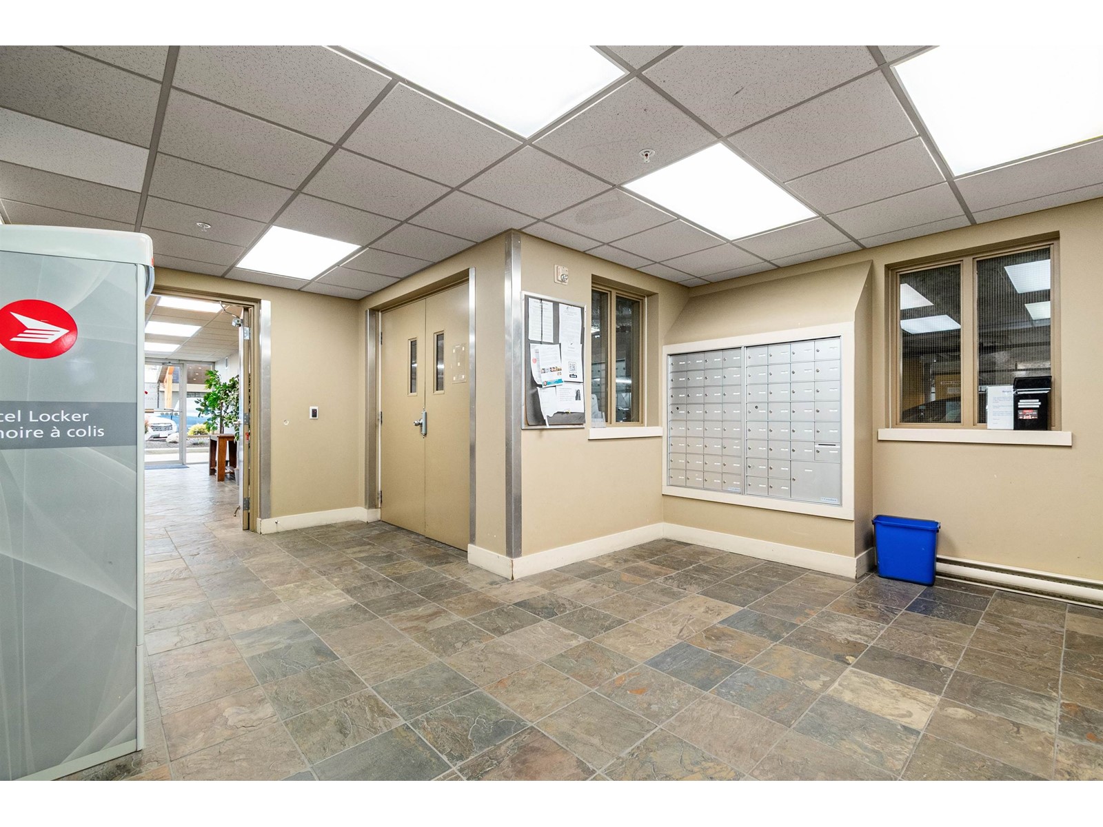 103 45893 CHESTERFIELD AVENUE|Chilliwack Downtown