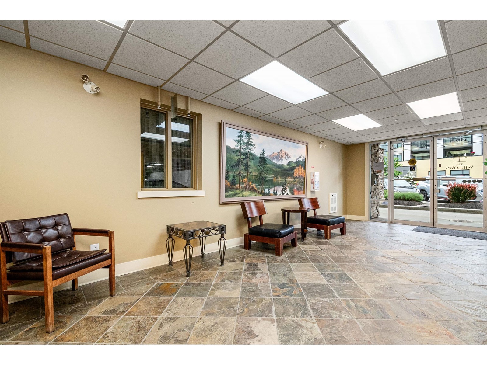 103 45893 CHESTERFIELD AVENUE|Chilliwack Downtown