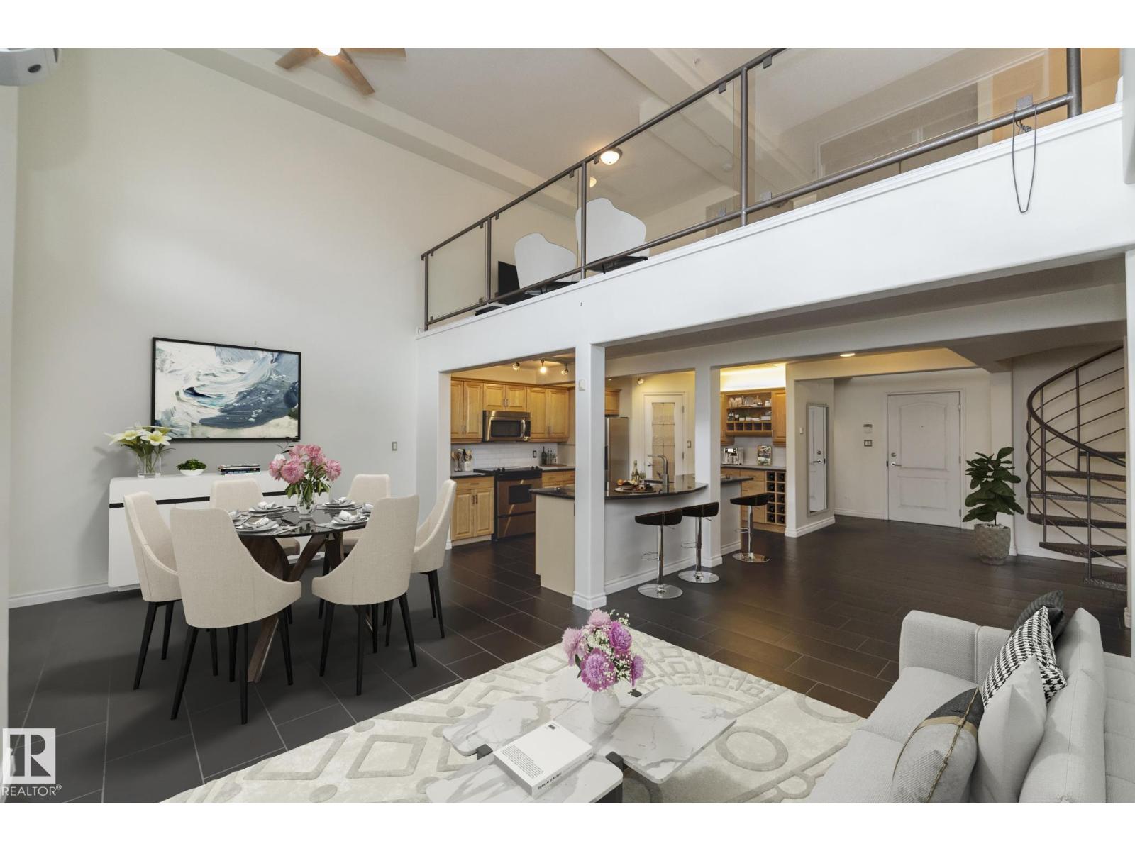 #102 10855 SASKATCHEWAN DR NW