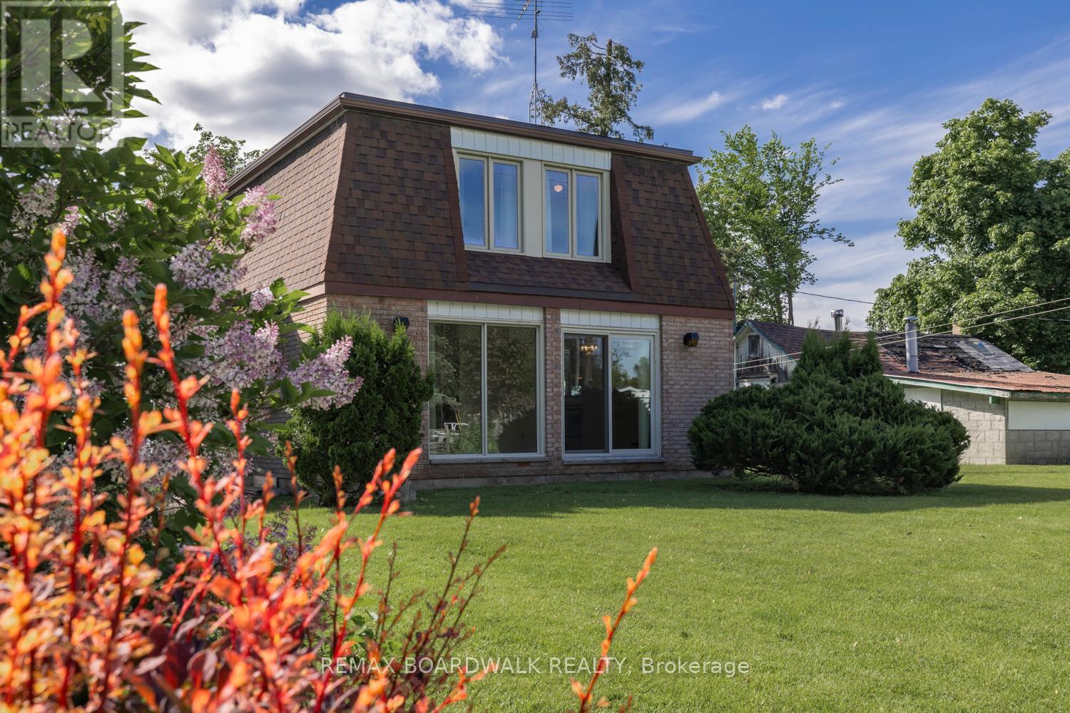 104 AVENUE 4A