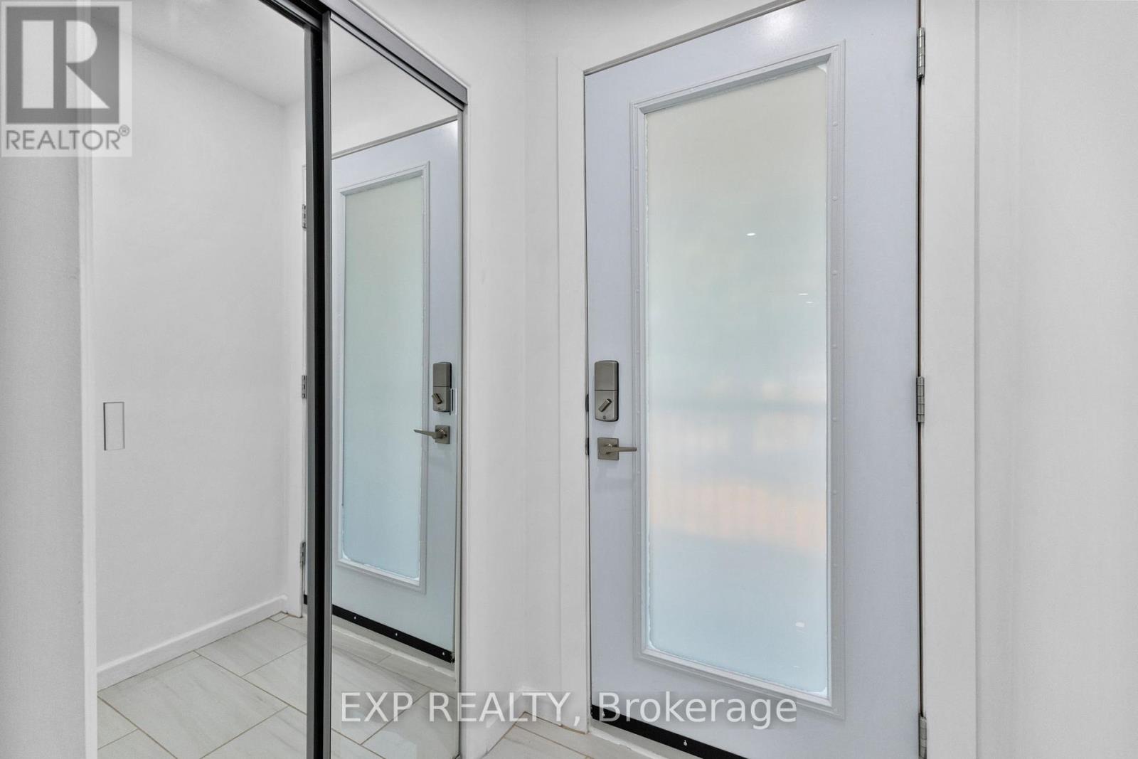 1502 FARNSWORTH AVENUE