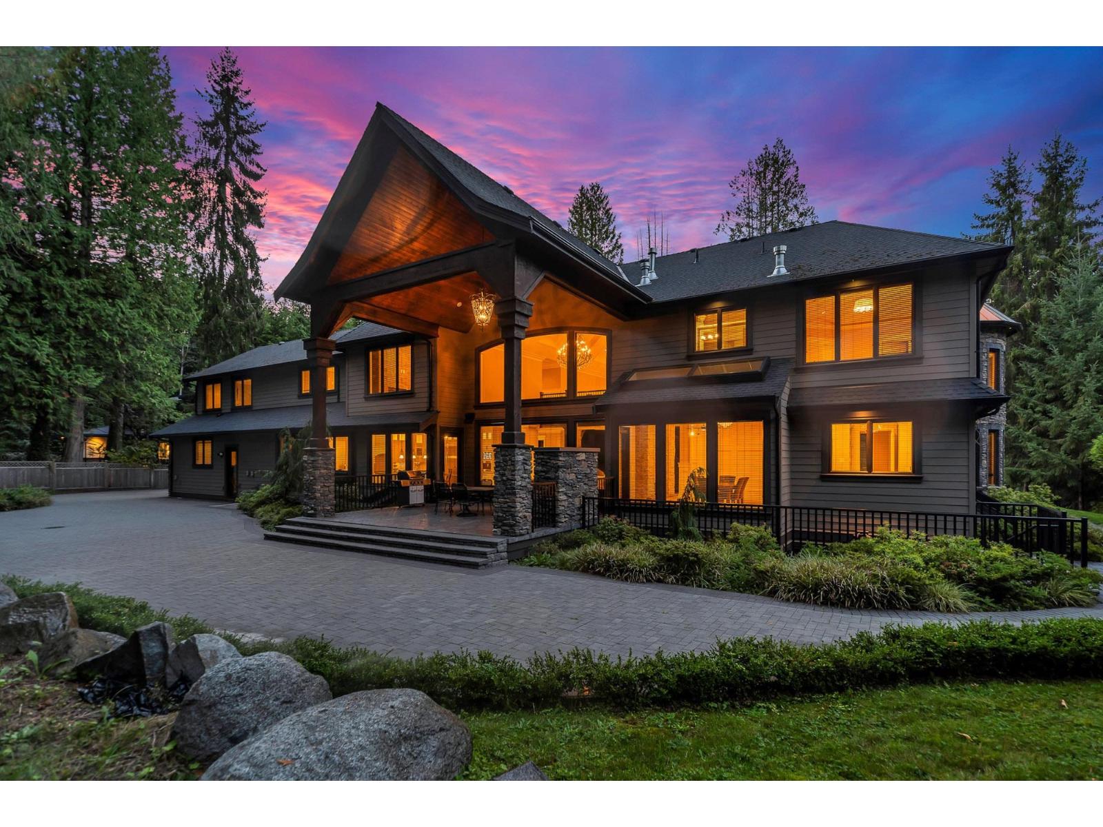 13288 WOODCREST DRIVE