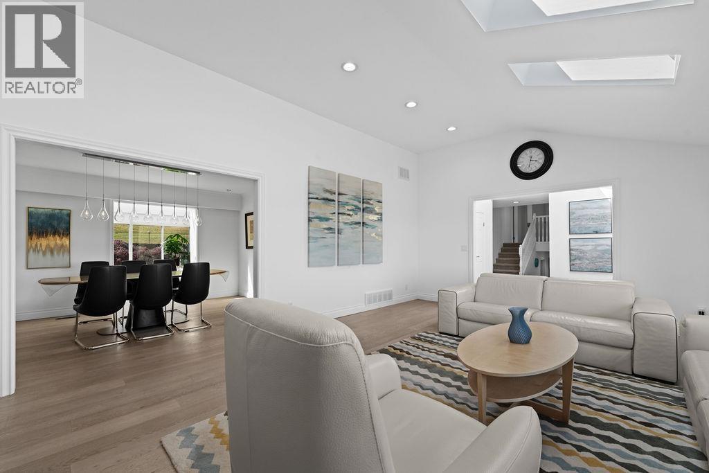 685 KING GEORGES WAY